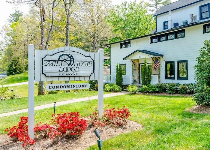 Lakeview Cottage - Unit 305