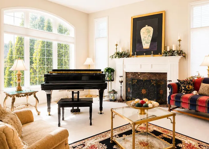 The Elegant & Cozy Retreat
