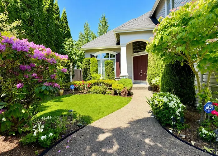 The Elegant & Cozy Retreat