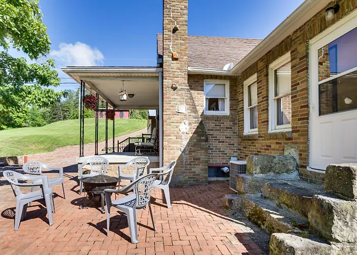 Game Room + Patio: Hilltop Home In Hocking County