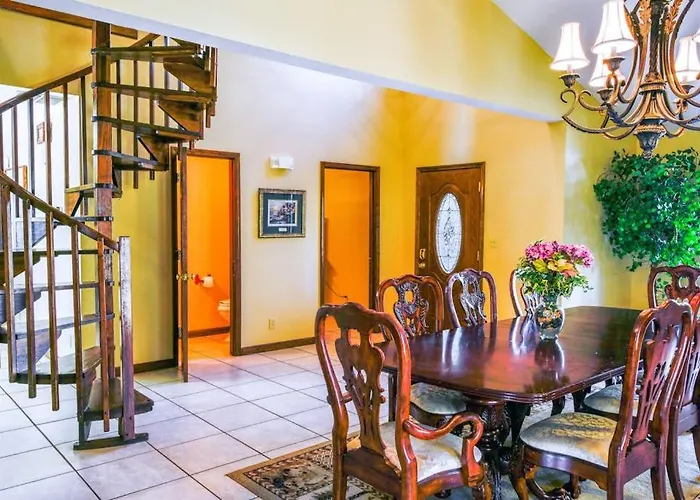 Meadow Creek Manor