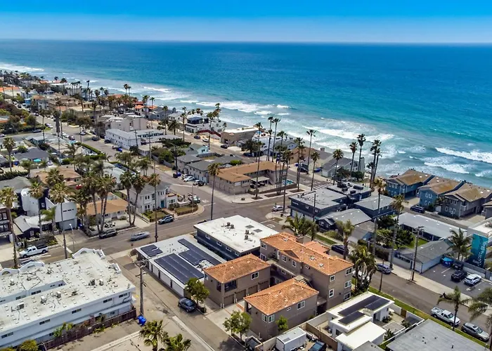 Coastal 2Br Escape - Steps To The Sand & Surf