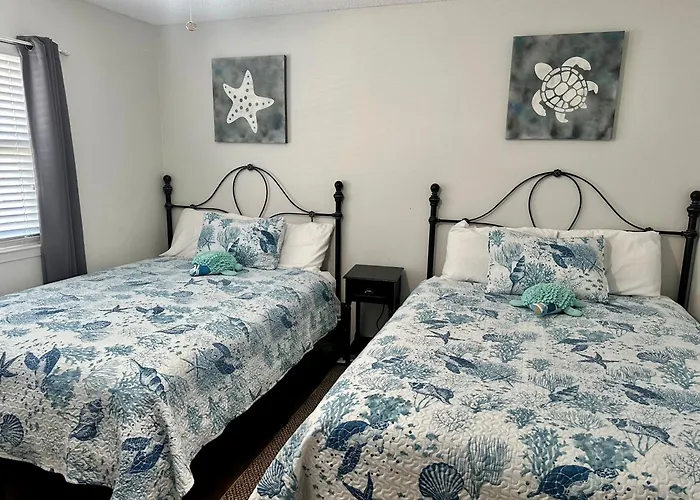Emerald Shores: Steps From The Gulf, Navarre Beach