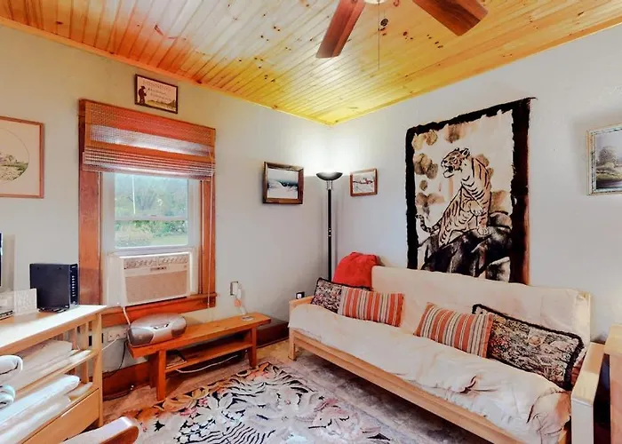 Hazen'S Hideaway