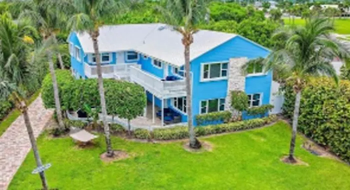 Top Floor Surf Views - 2 Bd - Walk To Ocean