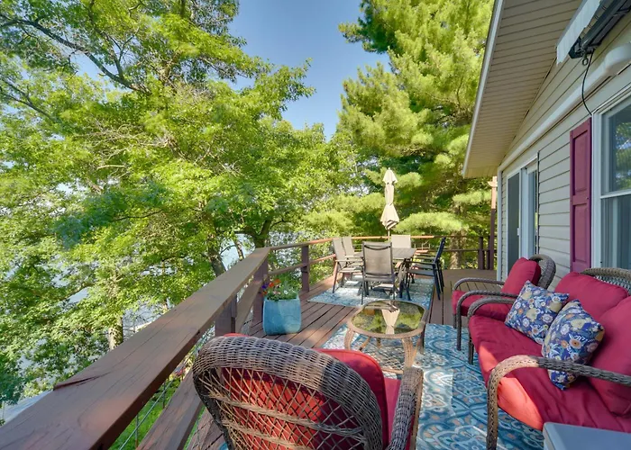 Lakefront Osceola Vacation Rental - Dogs Welcome!