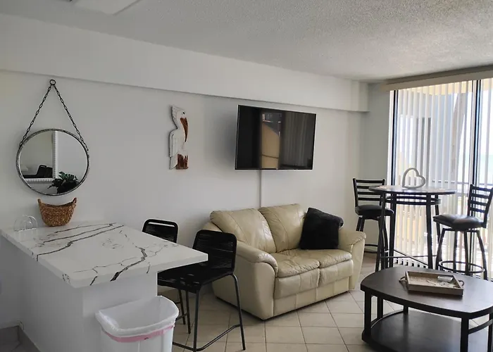 Daytona Beach Hawaiian Inn