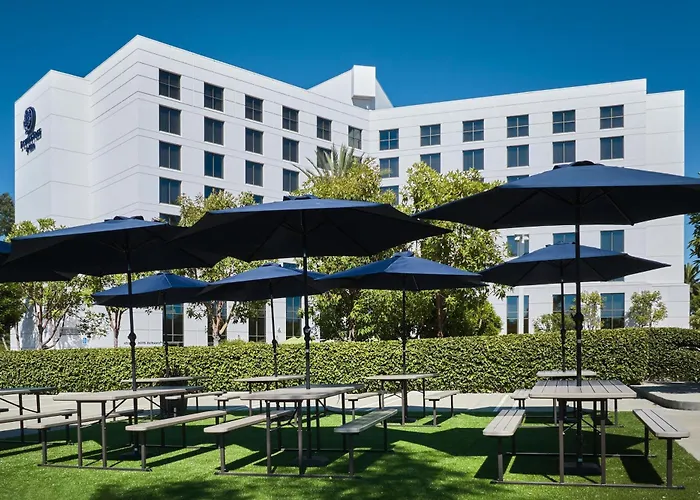 Doubletree By Hilton Irvine Spectrum