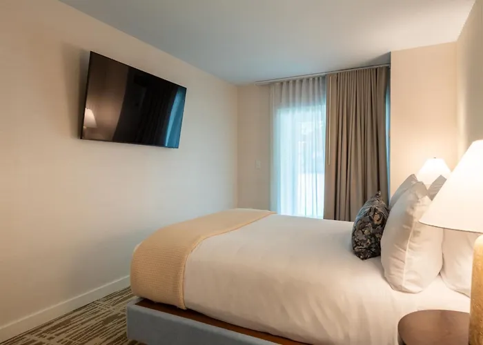 The Meadowmere Resort