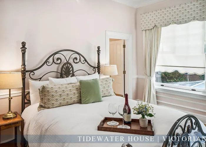 The Tidewater Inn