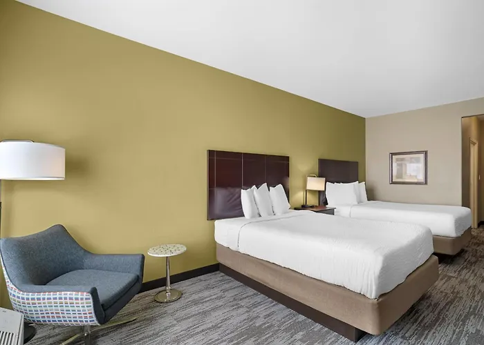 Best Western Plus Chalmette Hotel