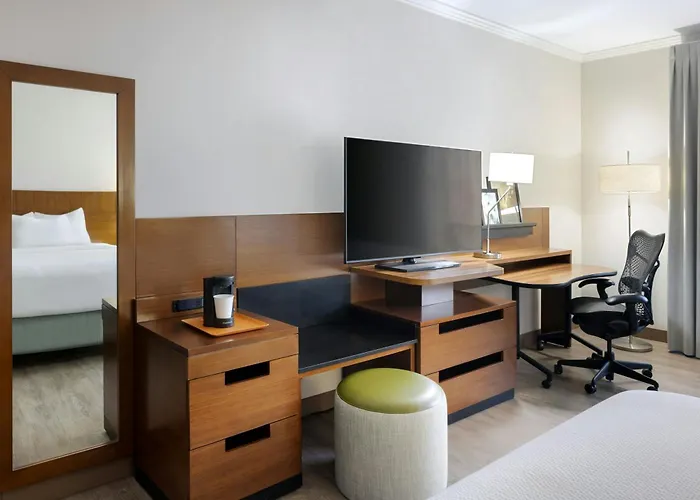 Fairfield Inn & Suites By Marriott Bowling Green