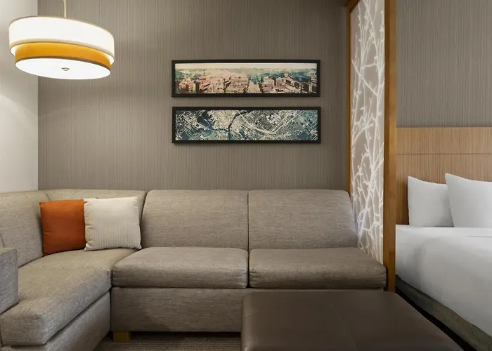 Hyatt Place West Des Moines/Jordan Creek