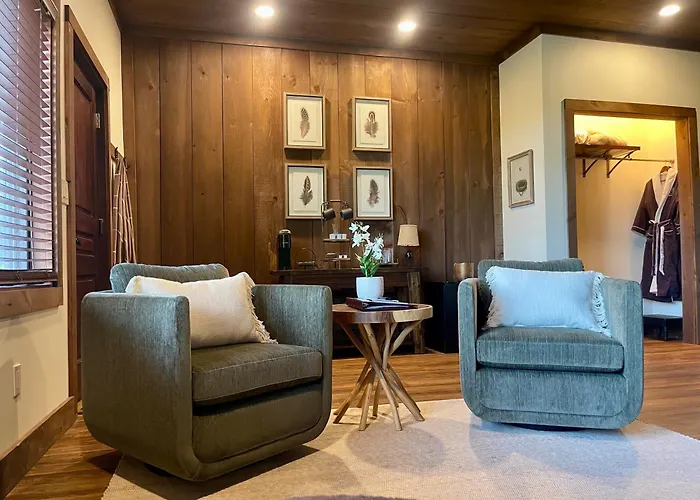 The Dogwood Inn