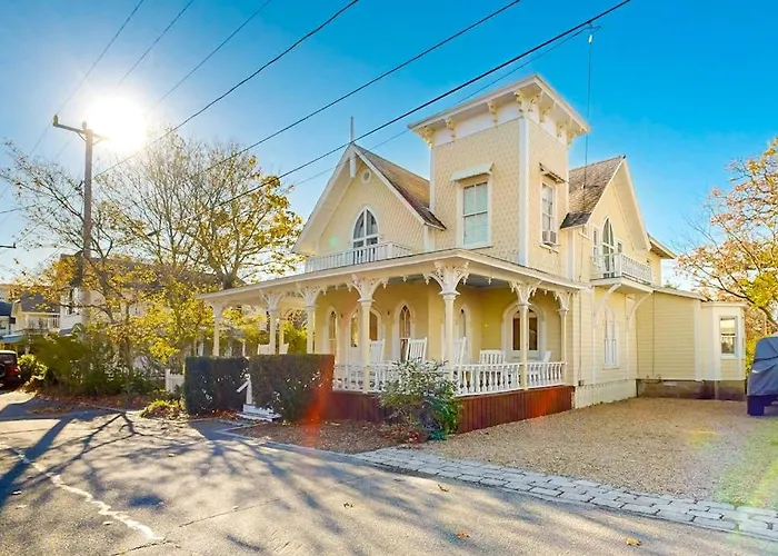 Victorian By The Sea
