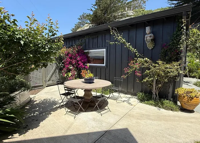 Waterfront Carriage House On Tomales Bay With Dock