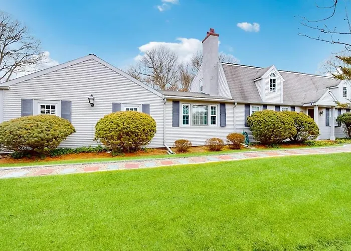 Coastal Charm On The Cape