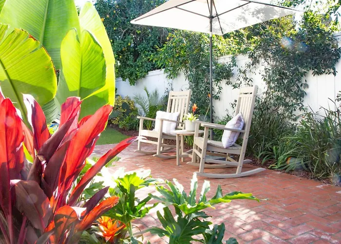 Adorable Octopus Hideaway 2 Min Walk To The Beach!