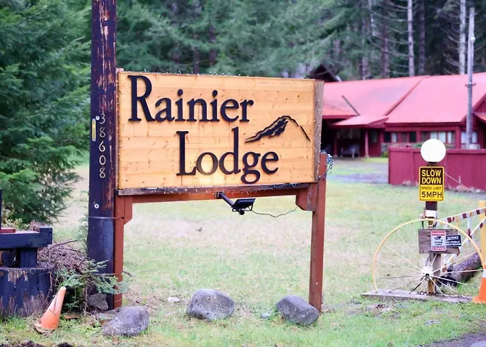 Front Lodge At Rainier Lodge, 1 Min Drive To Mt Rainier Entrance