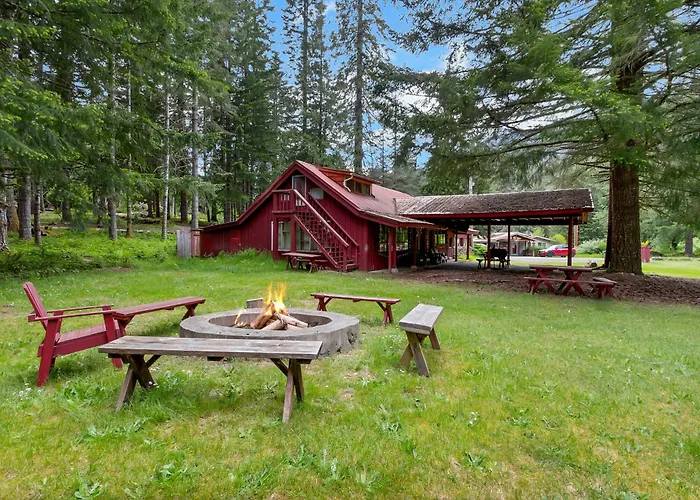Front Lodge At Rainier Lodge, 1 Min Drive To Mt Rainier Entrance