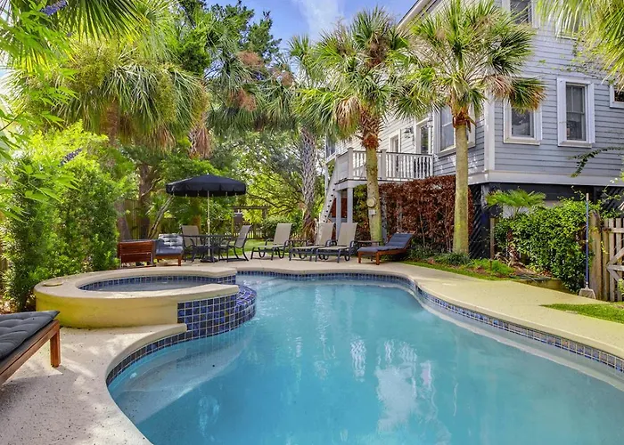 2701 Palm Boulevard By Avantstay