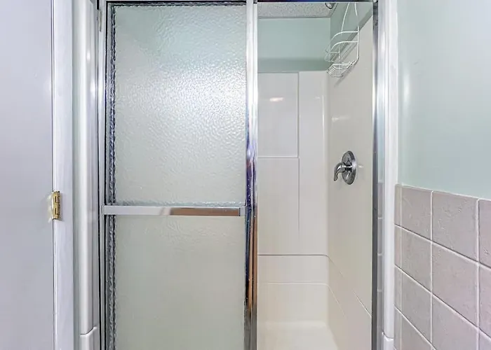 Sunspot Condo --- 2 Mckinley Ave, Unit 103