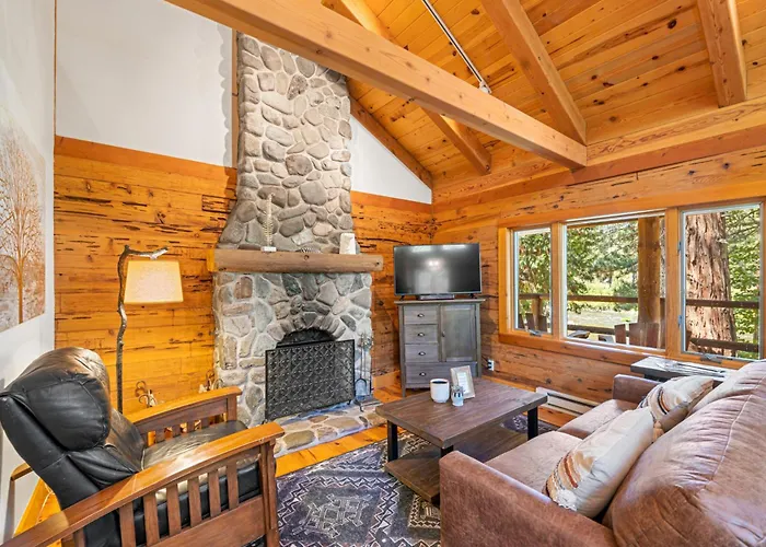 2 Riverfront Cabins, 200 Acres Near Plumas Forest