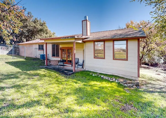 Golf Course-View Home With Yard, Grill, Ac, & Washer/ Dryer - Dog-Friendly