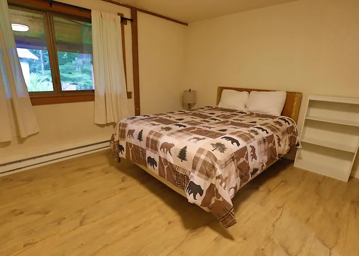 Chalet At Rainier Lodge