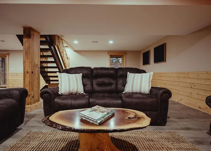 Pine Creek Cabins & Camping Resort