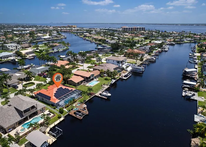 Cape Serenity- Premier Waterfront Villa With Kayaks And Bikes