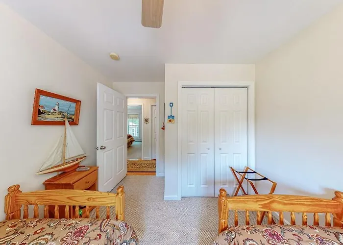 Inviting Dog-Friendly Home With Firepit & Ping-Pong - Near Acadia National Park