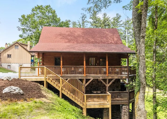 Boone Fall Cabin Near App State With Soaking Tub And Blue Ridge Escape