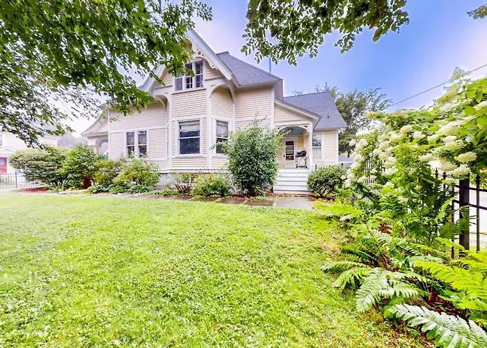 Dog-Friendly Historical Home With Recent Updates, Porch & Prime In-Town Location