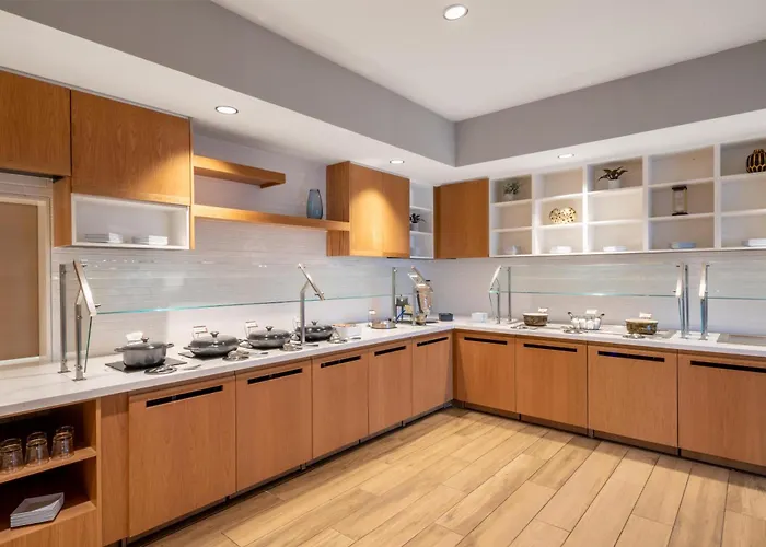 Hyatt House Sacramento Airport - Natomas