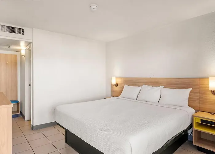 Days Inn By Wyndham Wheat Ridge - Denver West