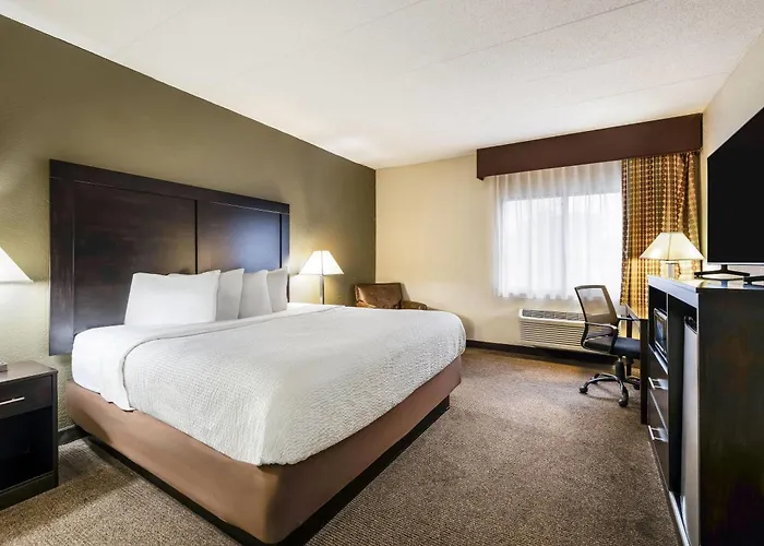 Baymont By Wyndham Janesville