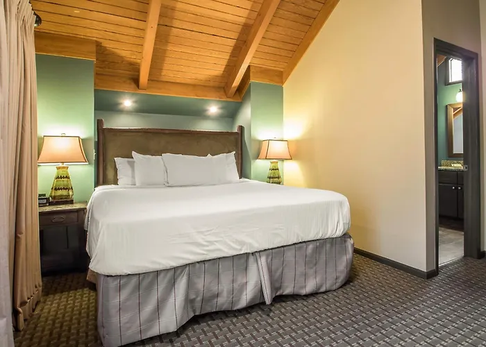 Hilton Grand Vacations Christmas Mountain Village Wisconsin