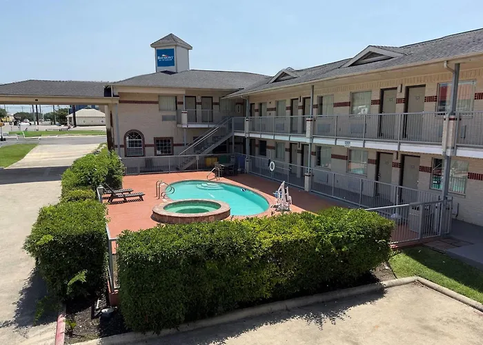Baymont By Wyndham New Braunfels Tx