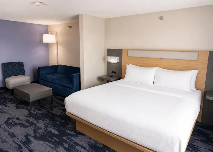 Heritage Hotel And Suites