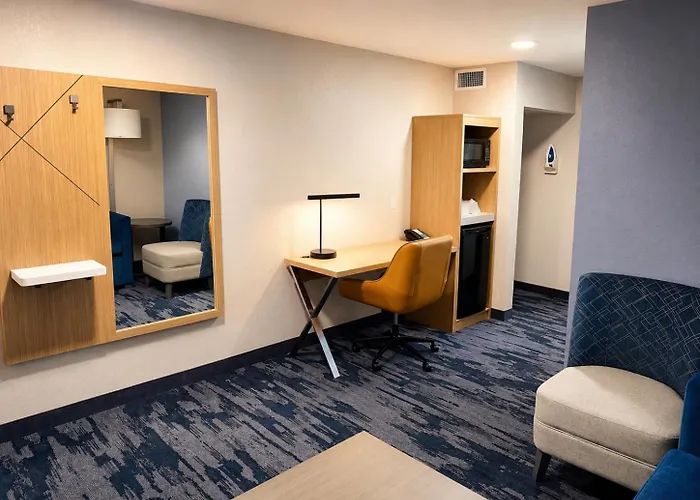 Heritage Hotel And Suites