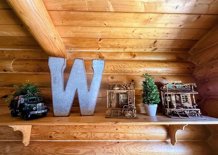 Cabin Creek Inn