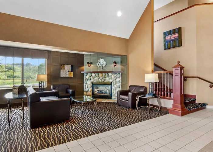 Sleep Inn & Suites Bay View Acme - Traverse City