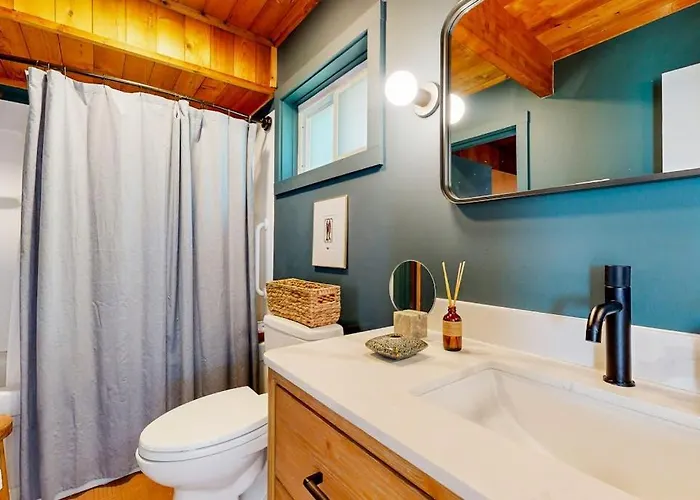 Stunning Artist'S Retreat With Ocean View & Amazing Deck, Near Reid State Park