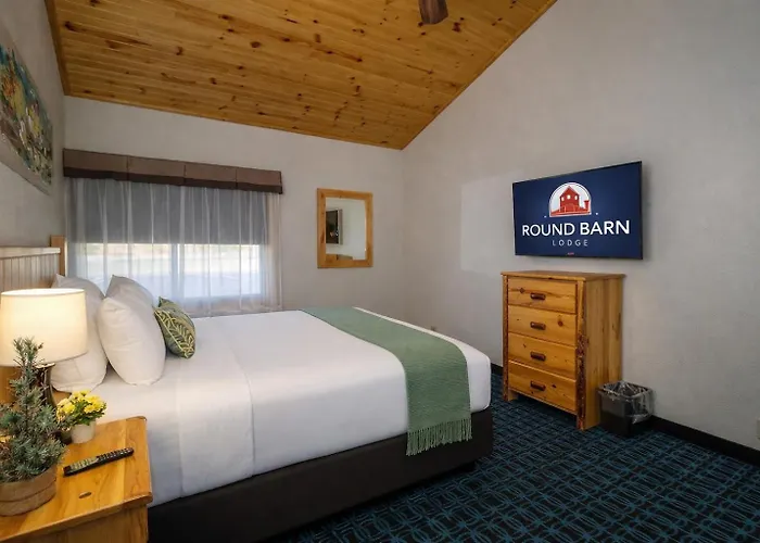 Round Barn Lodge