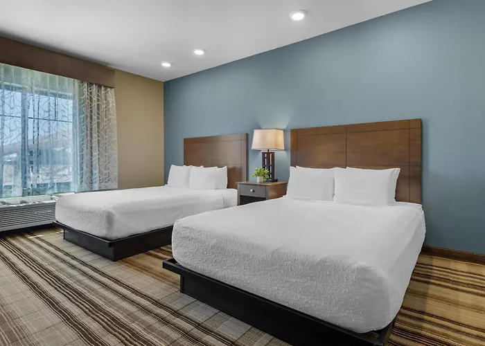 Best Western Plus Overland Inn