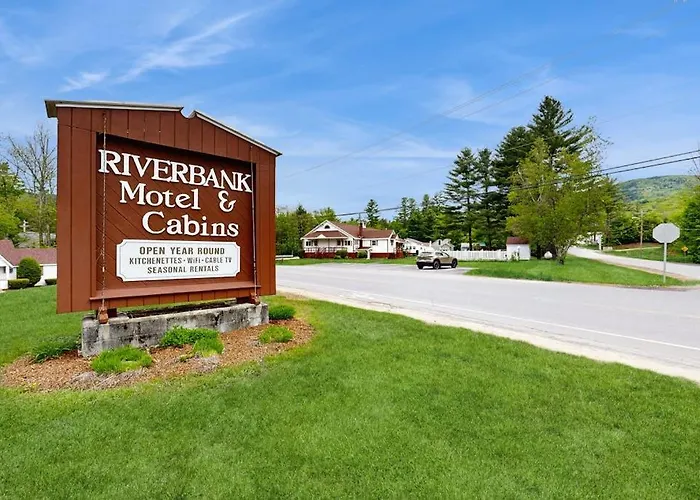 Riverbank Motel
