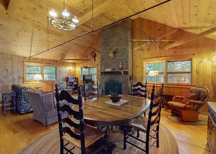 Lakefront Home With Private Dock, Pebble Beach & Enclosed Porch - Dogs Welcome