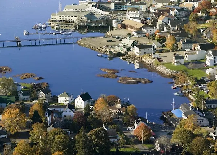 National Historic Landmark Home In Wiscasset Village W/ Complimentary Tour