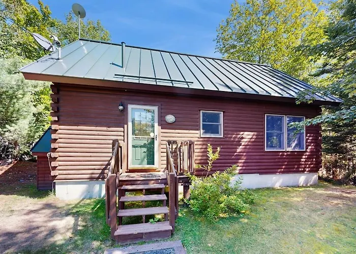 Dog-Friendly Lakefront Home With Deck, Grill, Wifi, Shared Dock & Water Access